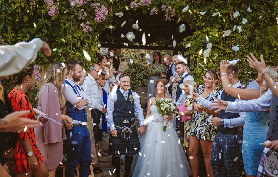 hannah-keith-beziique-cyprus-wedding-photographer-destination-wedding-vasilias-inn-paphos-0239-1024x683